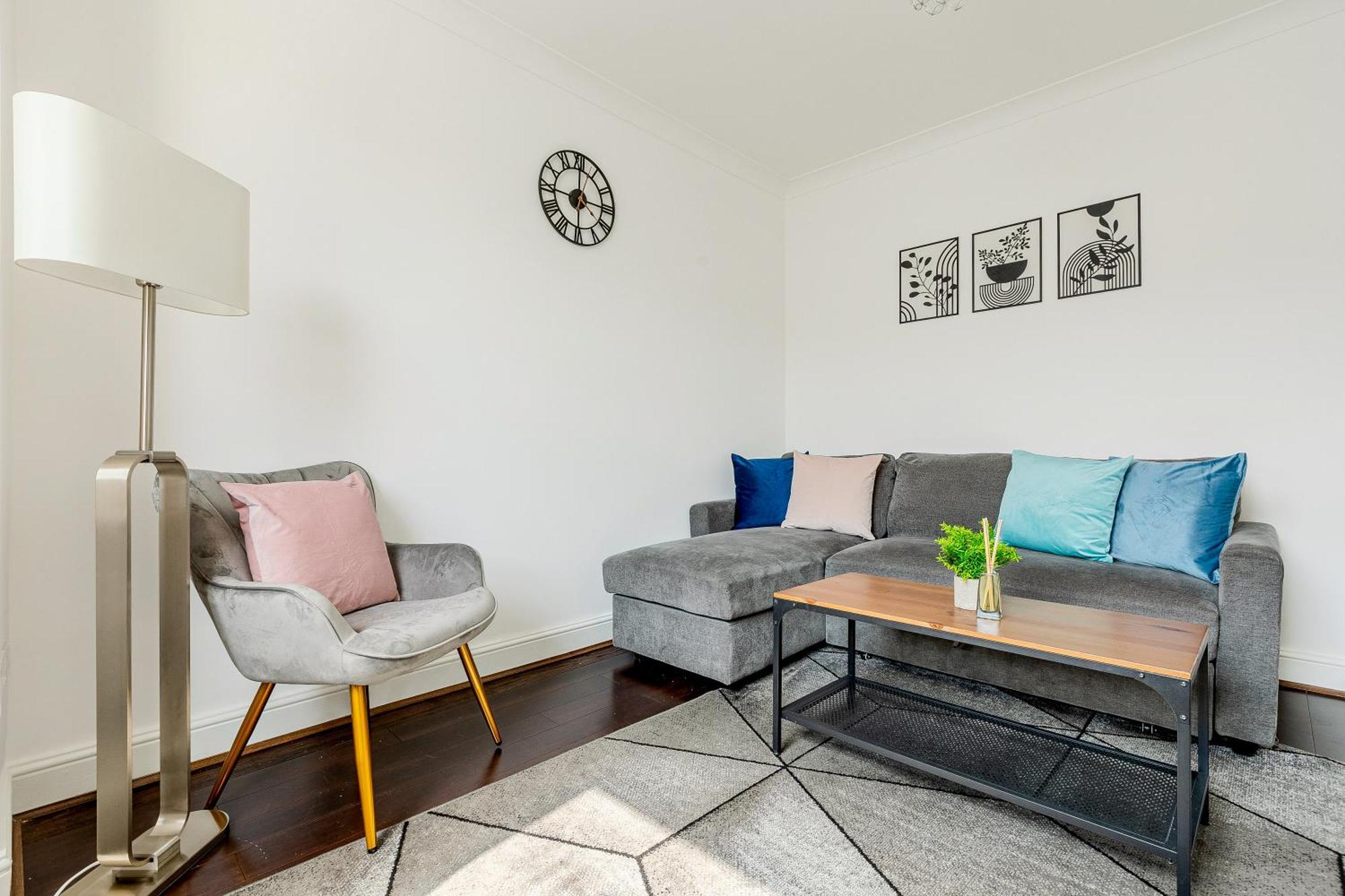 Bright 2Br Flat, Forest Gate, East Londres Extérieur photo