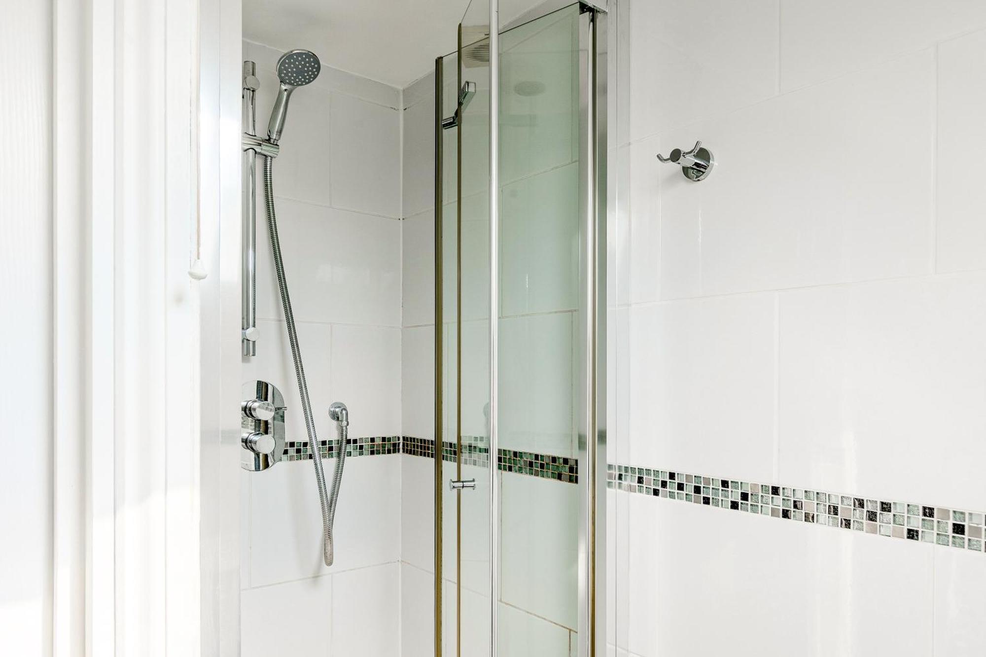Bright 2Br Flat, Forest Gate, East Londres Extérieur photo